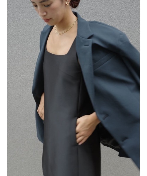UNUS(ユナス)の「UNUS / Satin Mini Dress(ワンピース・レディース・アイボリー/ブラック・38/36)」の10枚目の写真