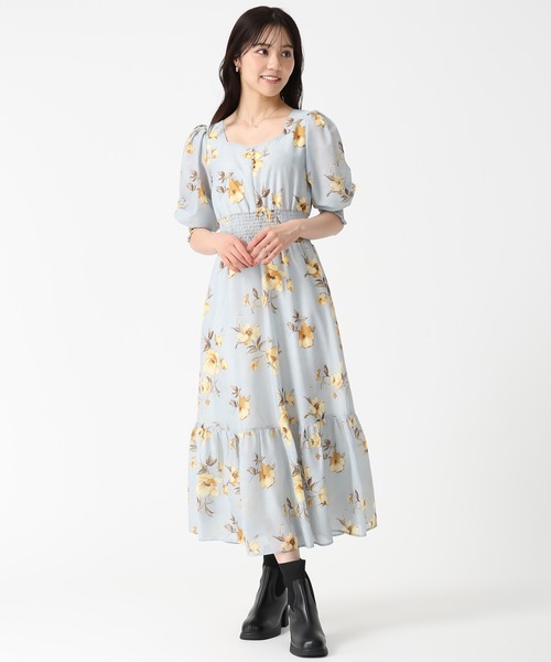 31 Sons de mode(トランテアン ソン ドゥ モード)の「2025秋冬新作 Vネックギャザーフラワーワンピース(ワンピース・レディース・ブラウン/ベージュ/ライトブルー・S/M)」の3枚目の写真