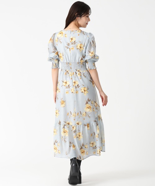 31 Sons de mode(トランテアン ソン ドゥ モード)の「2025秋冬新作 Vネックギャザーフラワーワンピース(ワンピース・レディース・ブラウン/ベージュ/ライトブルー・S/M)」の7枚目の写真