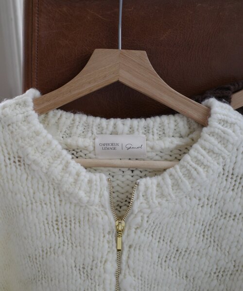 CAPRICIEUX LE'MAGE スラブジップカーディガン　オフホワイト CAPRICIEUX LE'MAGE スラブジップカーディガン オフホワイト