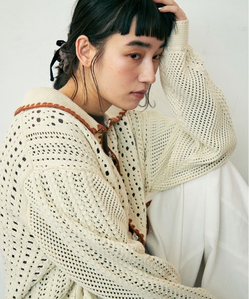 Crisp（クリスプ）の「ステッチアクセントニットカーディガン（カーディガン/ボレロ・レディース・ブラウン/アイボリー・FREE）」の13枚目の写真