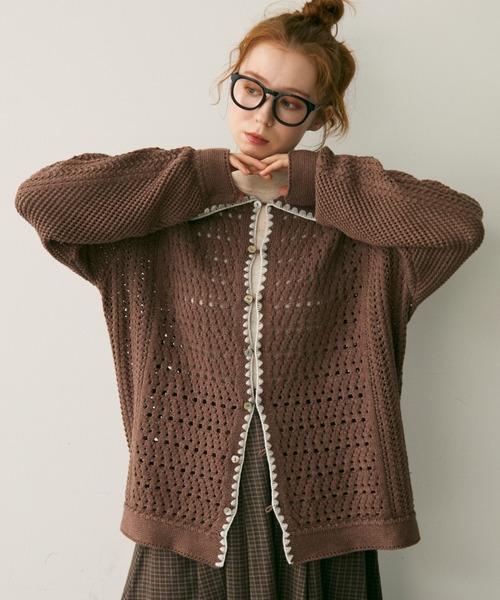 Crisp（クリスプ）の「ステッチアクセントニットカーディガン（カーディガン/ボレロ・レディース・ブラウン/アイボリー・FREE）」の20枚目の写真