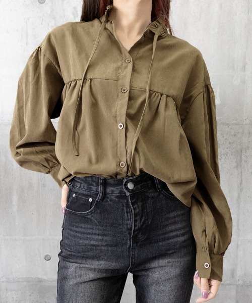 Miniministore(ミニミニストア)の「フリル衿ブラウス 長袖タックシャツ韓国風(シャツ/ブラウス・レディース・カーキブラウン/ホワイト・L/M)」の14枚目の写真