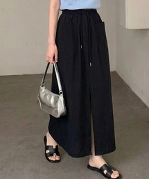 ポケット付きフロントスリットスカート