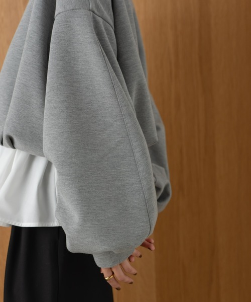 hinari（ヒナリ）の「ボンディングショートスウェット（スウェット