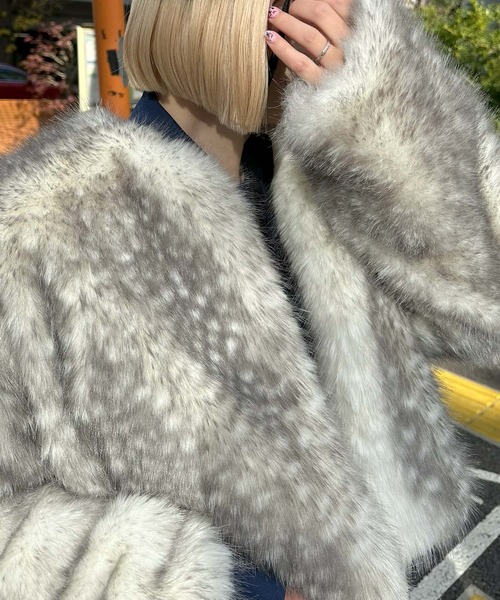 ふわっふわの鹿柄ブルゾン（ブルゾン）｜Alley Tokyo（アリー