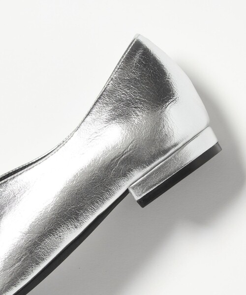 BEAUTY&YOUTH UNITED ARROWS（ビューティーアンドユースユナイテッドアローズ）の「メタリック リボン Vカット フラットシューズ（パンプス・レディース・シルバー・36/36h/37/37h）」の14枚目の写真