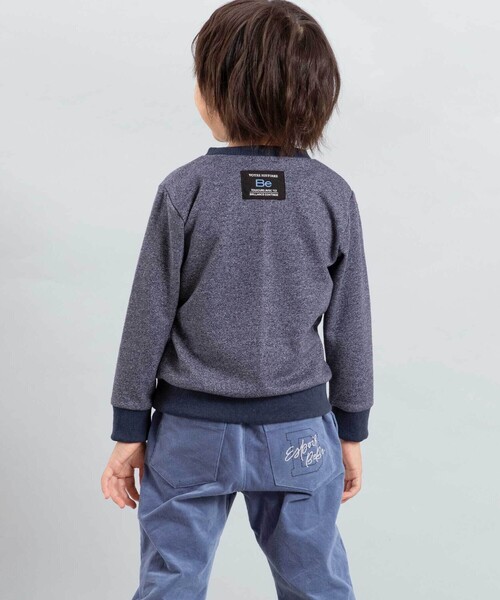 BeBe(ベベ)の「トレインプリントメランジトレーナー(スウェット・キッズ・ボルドー/ネイビー・120cm/140cm/130cm/150cm)」の4枚目の写真