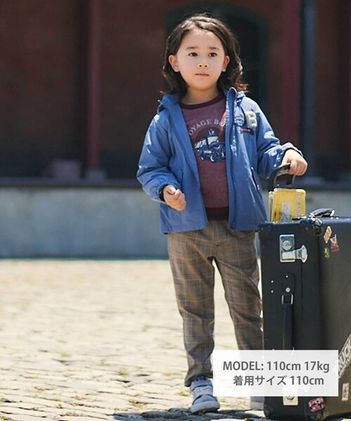 BeBe(ベベ)の「トレインプリントメランジトレーナー(スウェット・キッズ・ボルドー/ネイビー・120cm/140cm/130cm/150cm)」の8枚目の写真