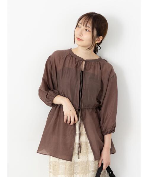 Te chichi TERRASSE(テチチテラス)の「前後2WAYドロストチュニック(シャツ/ブラウス・レディース・オフホワイト/チャコールグレー/ブラウン・F)」の2枚目の写真