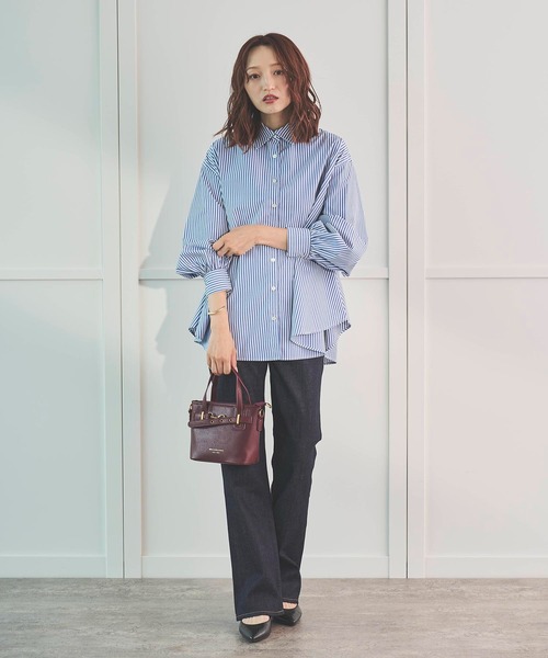 Sirin(シリン)の「バックボタンオーバーシャツ(シャツ/ブラウス・レディース・オフホワイト/ブルー/ブルー系その他・FREE)」の13枚目の写真