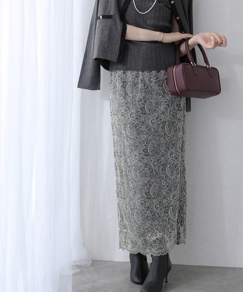 La TOTALITE（ラトータリテ）の「《WEB限定》マキシレースタイトスカート（スカート・レディース・ブラック/パープル・38/36）」の2枚目の写真