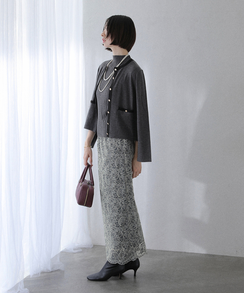 La TOTALITE（ラトータリテ）の「《WEB限定》マキシレースタイトスカート（スカート・レディース・ブラック/パープル・38/36）」の4枚目の写真