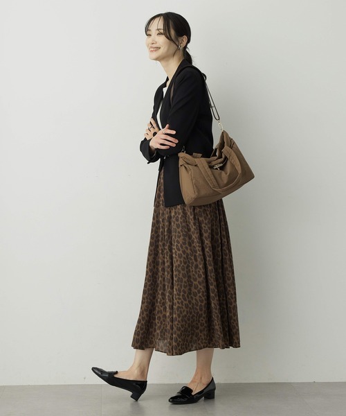 A/C DESIGN BY ALPHA CUBIC（エーシーデザインバイアルファキュービック）の「ビット2WAYバッグ【A4・ノートパソコン・タブレット収納可能・ショルダーストラップ付】（トートバッグ・レディース・ベージュ/ブラック・フリー）」の17枚目の写真