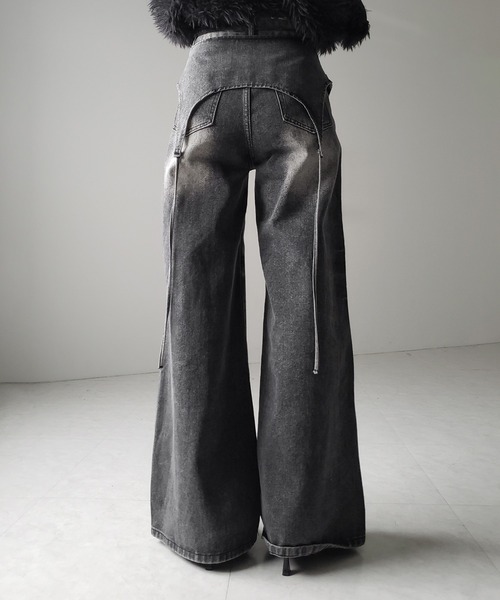 me+em select(ミームセレクト)の「【 2WAY 】レタリングロゴ刺繍ガーターヴィンテージワイドデニム / lettering logo embroidery garter vintage wide denim ※※(デニムパンツ・レディース・ブルー/ブラック・MEDIUM/SMALL/X-LARGE/LARGE)」の15枚目の写真
