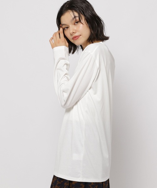 niko and...(ニコアンド)の「アソートレイヤーベーシックTシャツ(Tシャツ/カットソー・レディース・オフホワイト/ホワイト・MEDIUM/LARGE)」の7枚目の写真