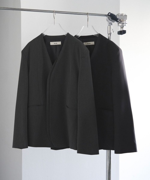 anuke(アンヌーク)の「anuke Collarless Over Jacket(その他アウター・レディース・ダークグレー/グレー・36/38)」の3枚目の写真
