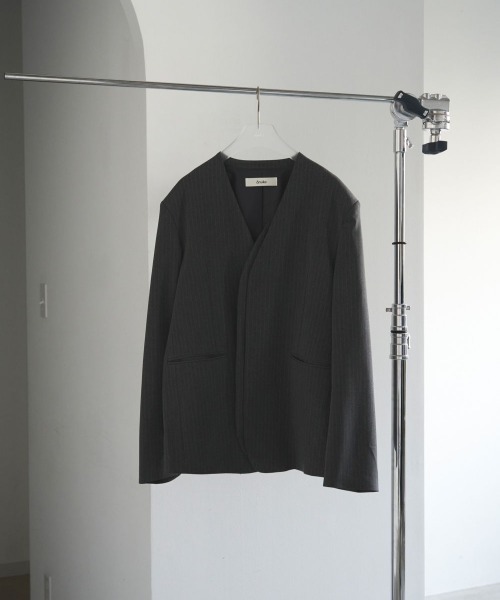 anuke(アンヌーク)の「anuke Collarless Over Jacket(その他アウター・レディース・ダークグレー/グレー・36/38)」の4枚目の写真