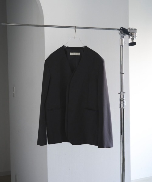 anuke(アンヌーク)の「anuke Collarless Over Jacket(その他アウター・レディース・ダークグレー/グレー・36/38)」の5枚目の写真