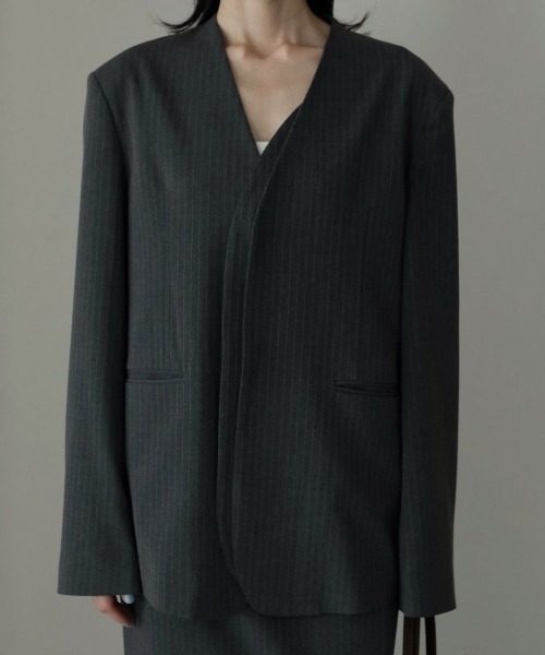 anuke(アンヌーク)の「anuke Collarless Over Jacket(その他アウター・レディース・ダークグレー/グレー・36/38)」の12枚目の写真