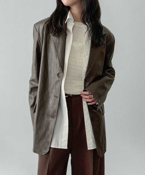 on:nue（オンニュ）の「【on:nue】[着用動画あり！] ヴィンテージフェイクレザージャケット（テーラードジャケット・レディース・ブラウン/ブラック・FREE）」の5枚目の写真