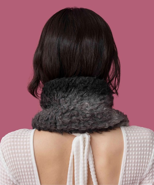 Casselini(キャセリーニ)の「Casselini(キャセリーニ)【AlleyTokyo×Casselini】ボサ犬ちゃんティペット(マフラー・レディース・グレー/ベージュ・FREE)」の3枚目の写真