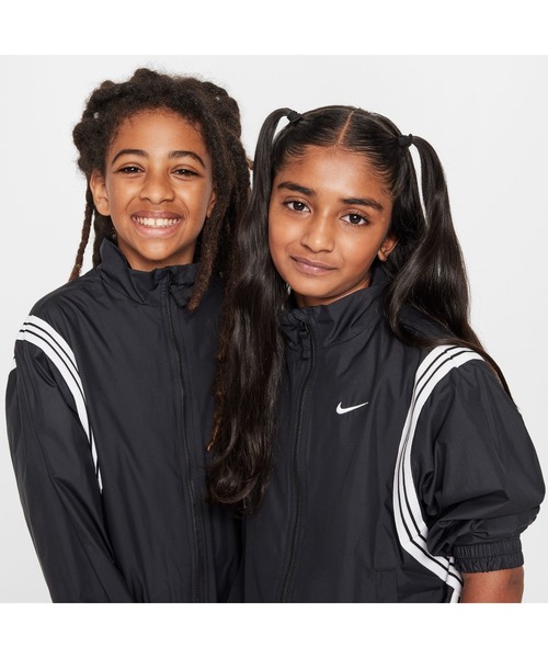 NIKE(ナイキ)の「ナイキ NIKE ナイキ YTH RPL クロスオーバー ジャケット(ジャージ・キッズ・ブラック・130cm/140cm/150cm/160cm)」の6枚目の写真