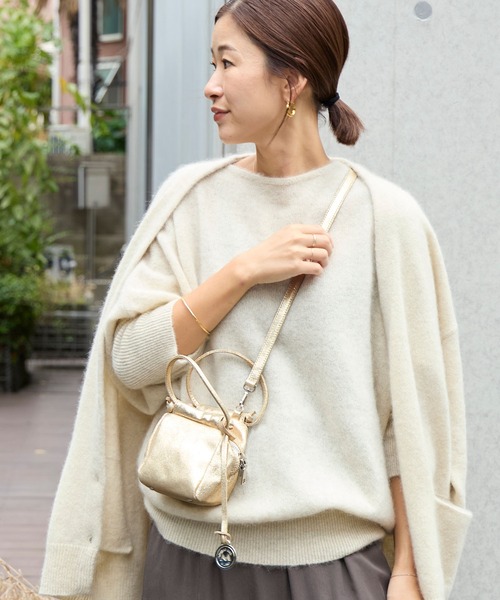 marco masi（マルコマージ）の「【MARCO MASI】キューブミニゴールドバッグ-MINI GOLD（ハンドバッグ・レディース・ゴールド・FREE）」の2枚目の写真