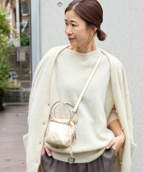 marco masi（マルコマージ）の「【MARCO MASI】キューブミニゴールドバッグ-MINI GOLD（ハンドバッグ・レディース・ゴールド・FREE）」の3枚目の写真