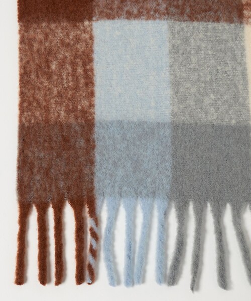 BEAUTY&YOUTH UNITED ARROWS（ビューティーアンドユースユナイテッドアローズ）の「ブラッシュド ブロックチェック マフラー（マフラー・メンズ・ダークオレンジ/ロイヤルブルー/マスタード・FREE）」の8枚目の写真