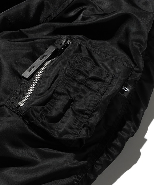 Valley Apparel(バレーアパレル)の「N-2B フライトナイロンジャケット/フライトジャケット(ミリタリージャケット・メンズ・ダークグレー/グレー系その他/ブラック・MEDIUM/LARGE/X-LARGE/SMALL)」の10枚目の写真
