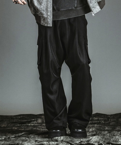 NO ID.(ノーアイディ)の「【NO ID.】Easy Baggy Parachute Cargo Trousers / イージー バギー パラシュート カーゴ トラウザーズ(カーゴパンツ・メンズ・ブラック/グレー・2/1)」の10枚目の写真