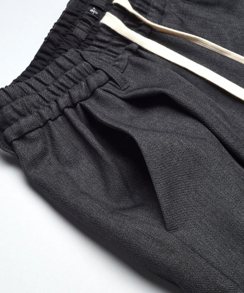 NO ID.(ノーアイディ)の「【NO ID.】Easy Baggy Parachute Cargo Trousers / イージー バギー パラシュート カーゴ トラウザーズ(カーゴパンツ・メンズ・ブラック/グレー・2/1)」の15枚目の写真