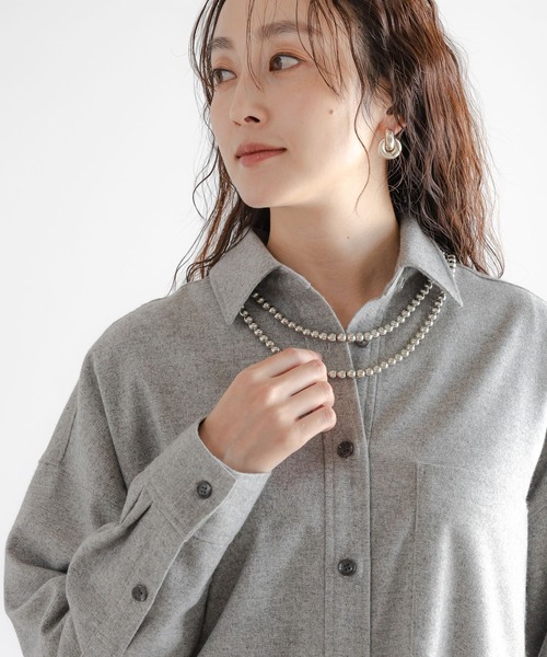 Elura（エルーラ）の「ボールロングネックレス/611610（ネックレス・レディース・シルバー/ホワイト・FREE）」の4枚目の写真