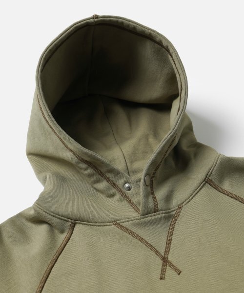 FRIZMWORKS(フリズムワークス)の「COVER STITCH PULLOVER HOODY _ BEIGE(パーカー・メンズ・その他・MEDIUM/LARGE/X-LARGE)」の3枚目の写真