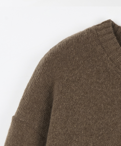 NODU（ノードユー）の「フォーマルベーシックラウンドニット[モカ]（ニット/セーター・メンズ・その他・MEDIUM/LARGE）」の9枚目の写真