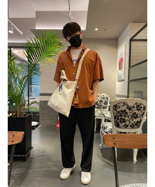 MUSINSA STANDARD（ムシンサスタンダード）の「[クールタンダード] クーリングワイドバンディングパンツ [ブラック]（スウェットパンツ・メンズ・その他・40/38/42/36/34/32/30/26/28）」の14枚目の写真