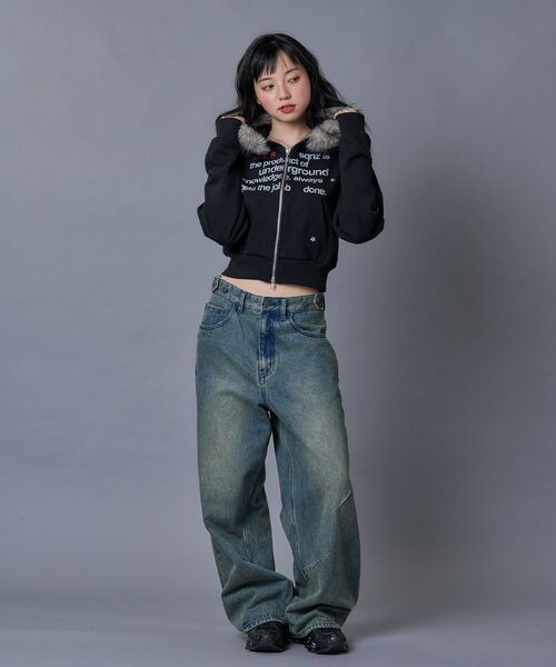 SEQUENZ（シークエンズ）の「※WEB限定 / フェイクファー / レディース短丈ジップパーカー / sqnzfur zip pk（パーカー・レディース・ダークネイビー/ライトグレー/ブラック/ピンク系その他2・FREE）」の7枚目の写真