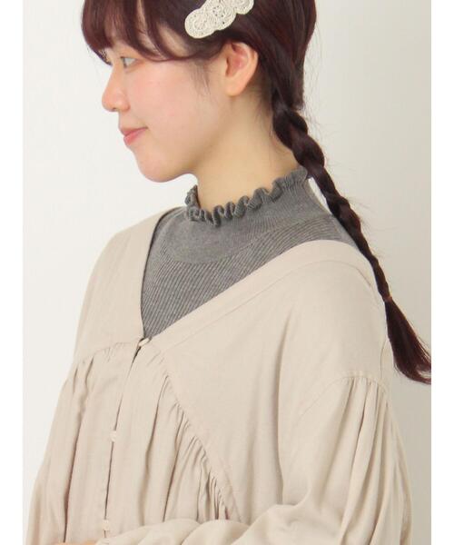 Samansa Mos2（サマンサ モスモス）の「【マシンウォッシャブル】リブフリルタートルネックニット（ニット/セーター・レディース・チャコールグレー/グレー/オフホワイト/キナリ・F）」の3枚目の写真