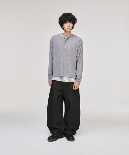 SIGNATURE（シグネチャ）の「ツイストカーブデニムパンツ[ブラック]（デニムパンツ・レディース・その他・X-LARGE/SMALL/MEDIUM/LARGE）」の5枚目の写真