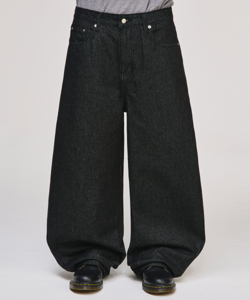 SIGNATURE（シグネチャ）の「ツイストカーブデニムパンツ[ブラック]（デニムパンツ・レディース・その他・X-LARGE/SMALL/MEDIUM/LARGE）」の6枚目の写真
