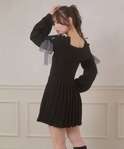 Ambre Neige(アンブルネージュ)の「saide lace up pleated knit mini dress / サイドレースアッププリーツニットミニワンピース(ワンピース・レディース・グレー/アイボリー/ブラック・FREE)」の17枚目の写真
