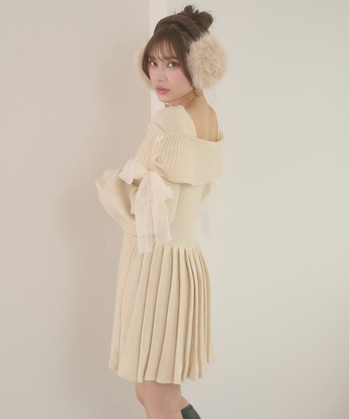 Ambre Neige(アンブルネージュ)の「saide lace up pleated knit mini dress / サイドレースアッププリーツニットミニワンピース(ワンピース・レディース・グレー/アイボリー/ブラック・FREE)」の7枚目の写真