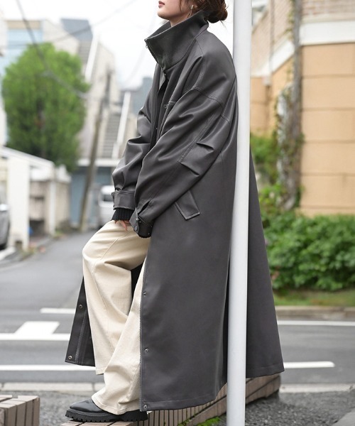 フェイクレザーロングコート（テーラードジャケット）｜HUG.U