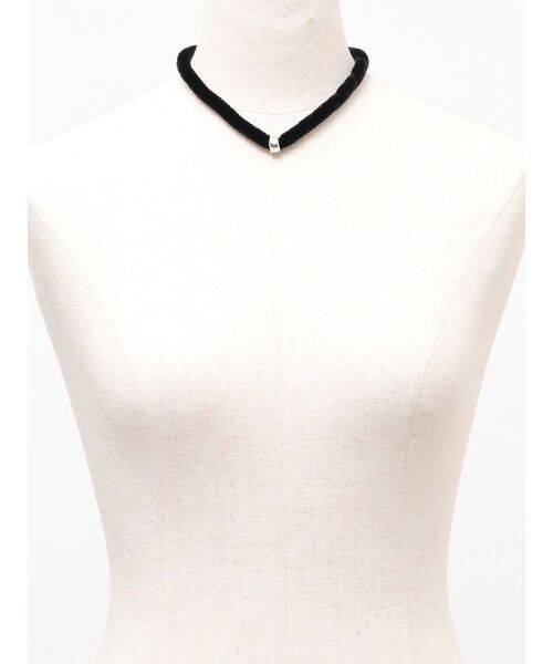 EMODA（エモダ）の「FAKE FUR STRING NC（ネックレス・レディース・ブラック/ブラウン・FREE）」の9枚目の写真