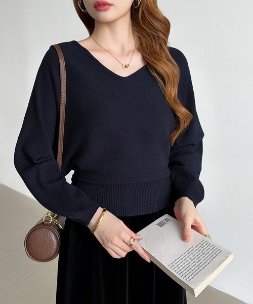 COCOMOMO(ココモモ)の「バックリボンニット Vネック ドルマン リボン ニット 長袖 トップス 春ニット 春服 秋服 冬服(ニット/セーター・レディース・ブラック/ライトグレー/ベージュ/ネイビー・FREE)」の4枚目の写真