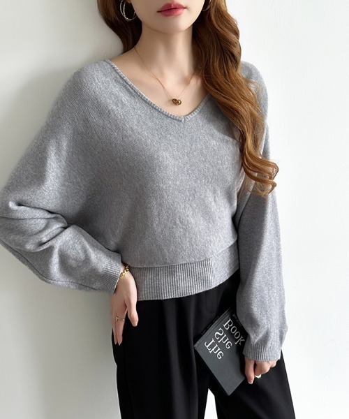 COCOMOMO(ココモモ)の「バックリボンニット Vネック ドルマン リボン ニット 長袖 トップス 春ニット 春服 秋服 冬服(ニット/セーター・レディース・ブラック/ライトグレー/ベージュ/ネイビー・FREE)」の8枚目の写真