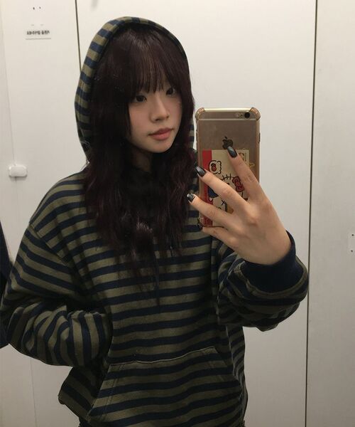 BROWNBREATH（ブラウンブレス）の「STRIPE TAG HOODIE - BURGUNDY（パーカー・メンズ・その他・X-LARGE/SMALL/MEDIUM/LARGE）」の3枚目の写真