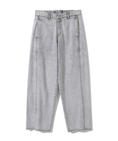 GARDEN EXPRESS(ガーデンエクスプレス)の「Curved-Fit Denim (light grey)(デニムパンツ・メンズ・その他・X-LARGE/SMALL/MEDIUM/LARGE)」の1枚目の写真