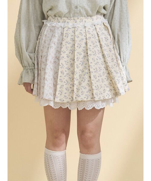 merry jenny(メリージェニー)の「flowerアソートプリーツミニスカート(スカート・レディース・ブルー/ピンク・FREE)」の2枚目の写真